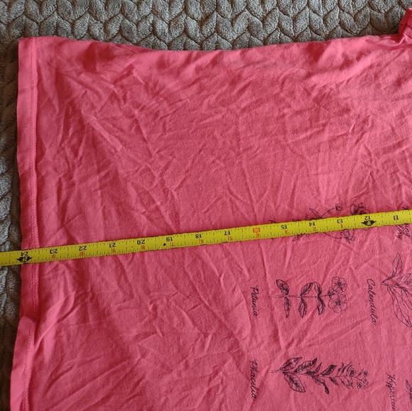 🌵FIFTH SUN - semi-cropped pink tee Size XL. Women's/Juniors - Picture 5 of 5